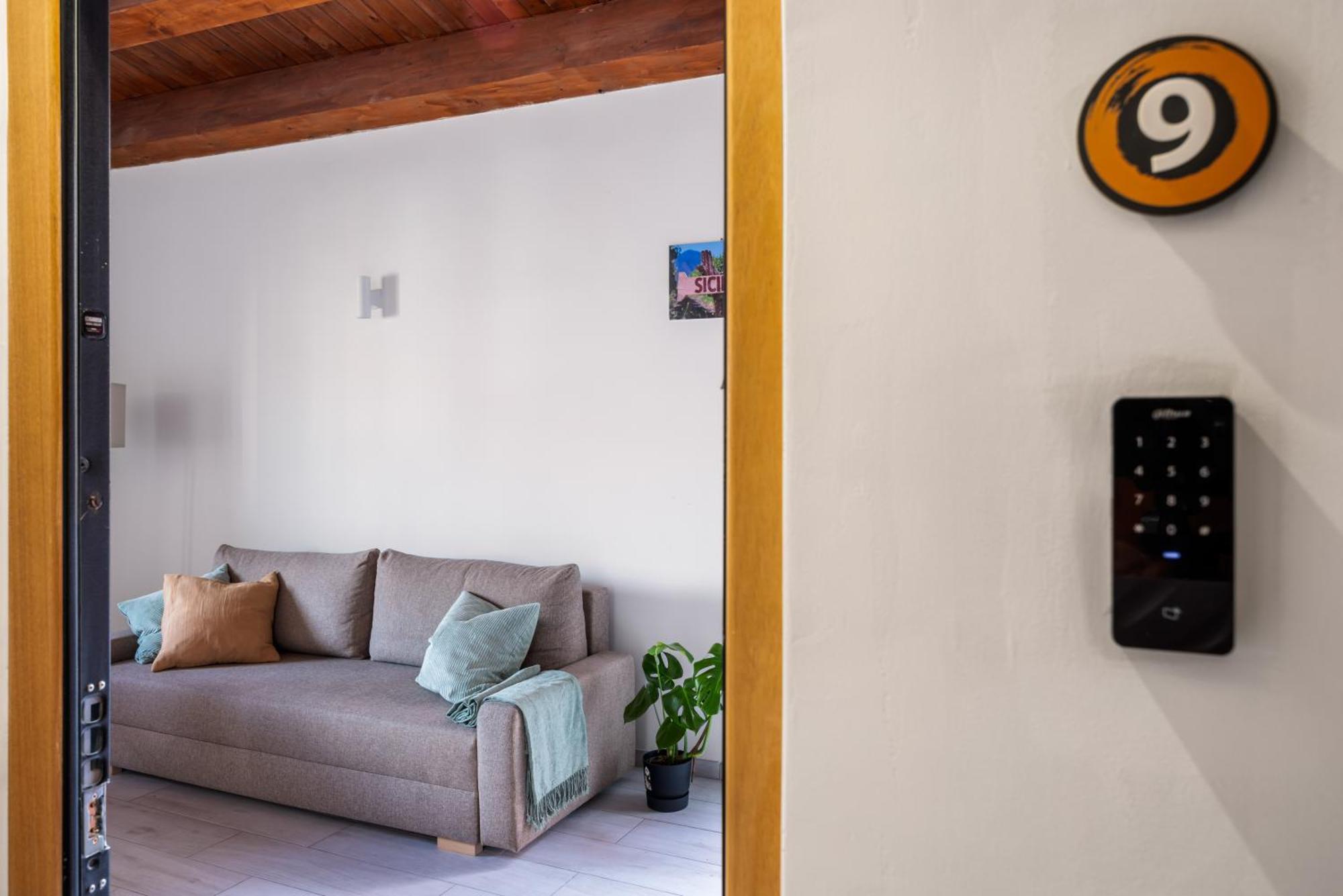 Open Sicily Homes - Near The Central Train Station Palermo Exterior photo