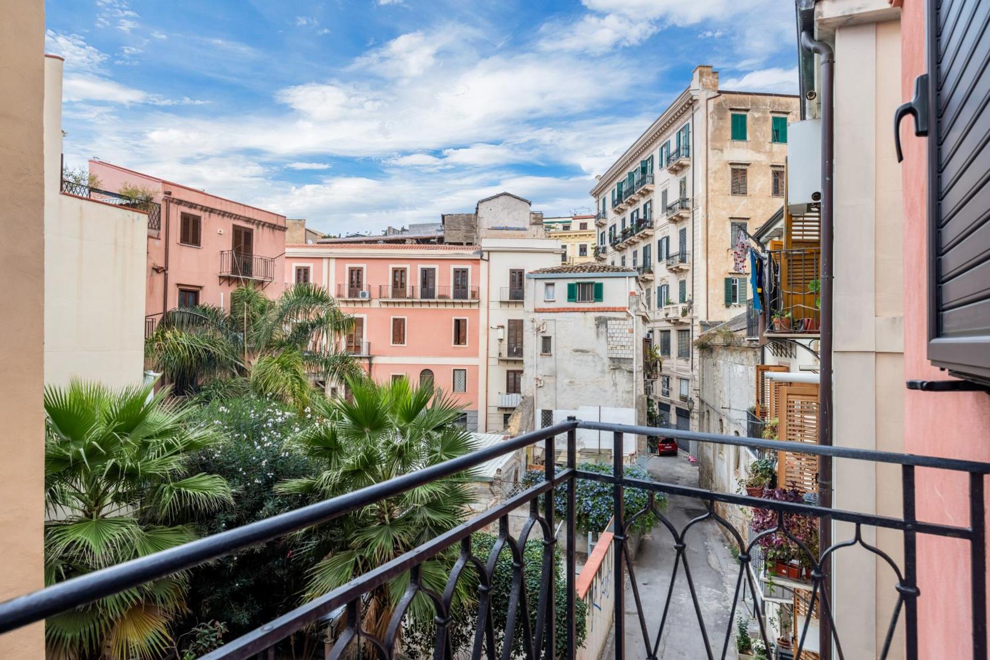 Open Sicily Homes - Near The Central Train Station Palermo Exterior photo